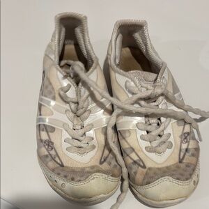 NFINITY Kids Sneakers - White and Gray